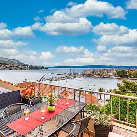 Apartments Iskra Стобрек Экстерьер фото