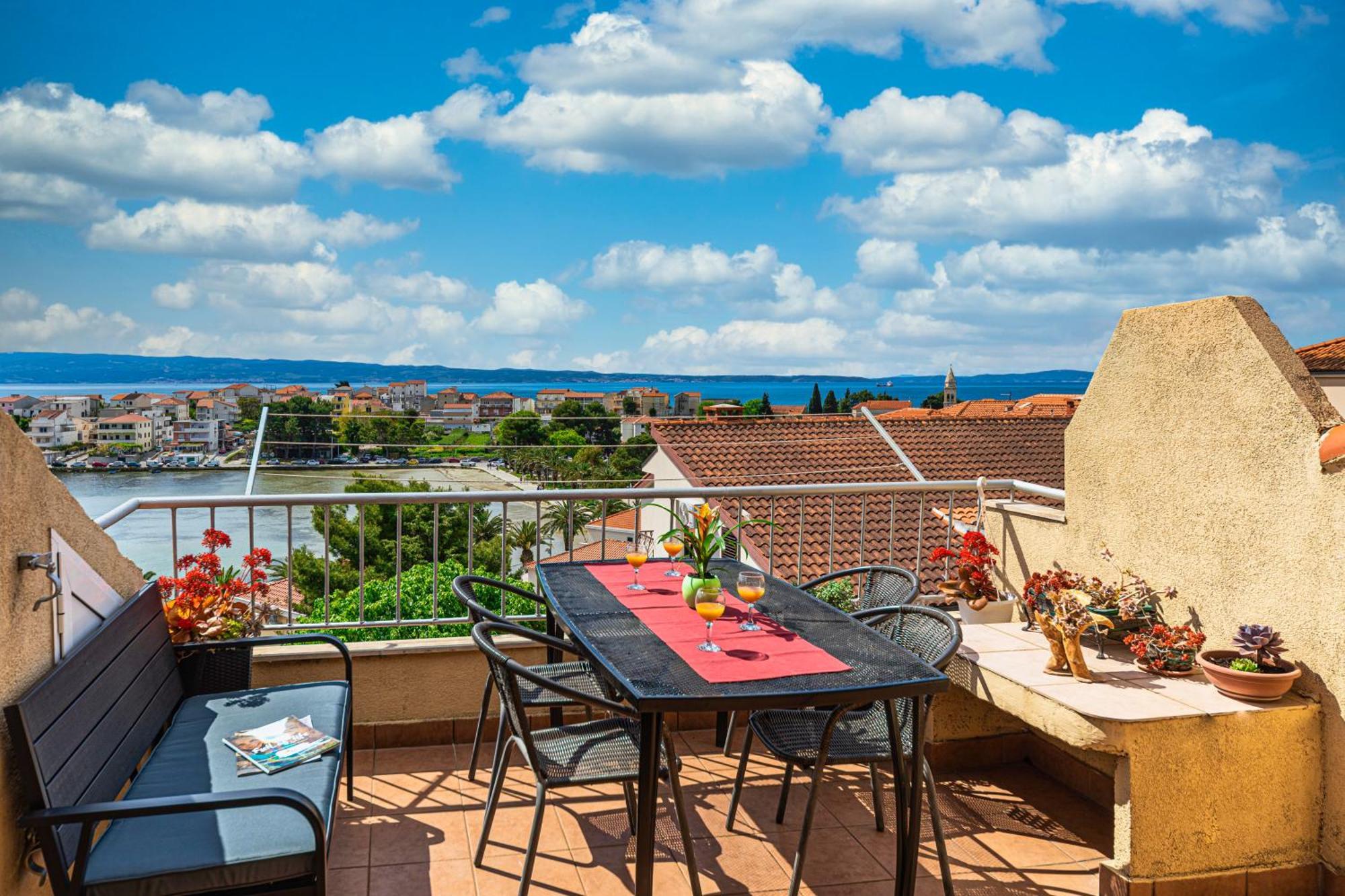 Apartments Iskra Стобрек Экстерьер фото