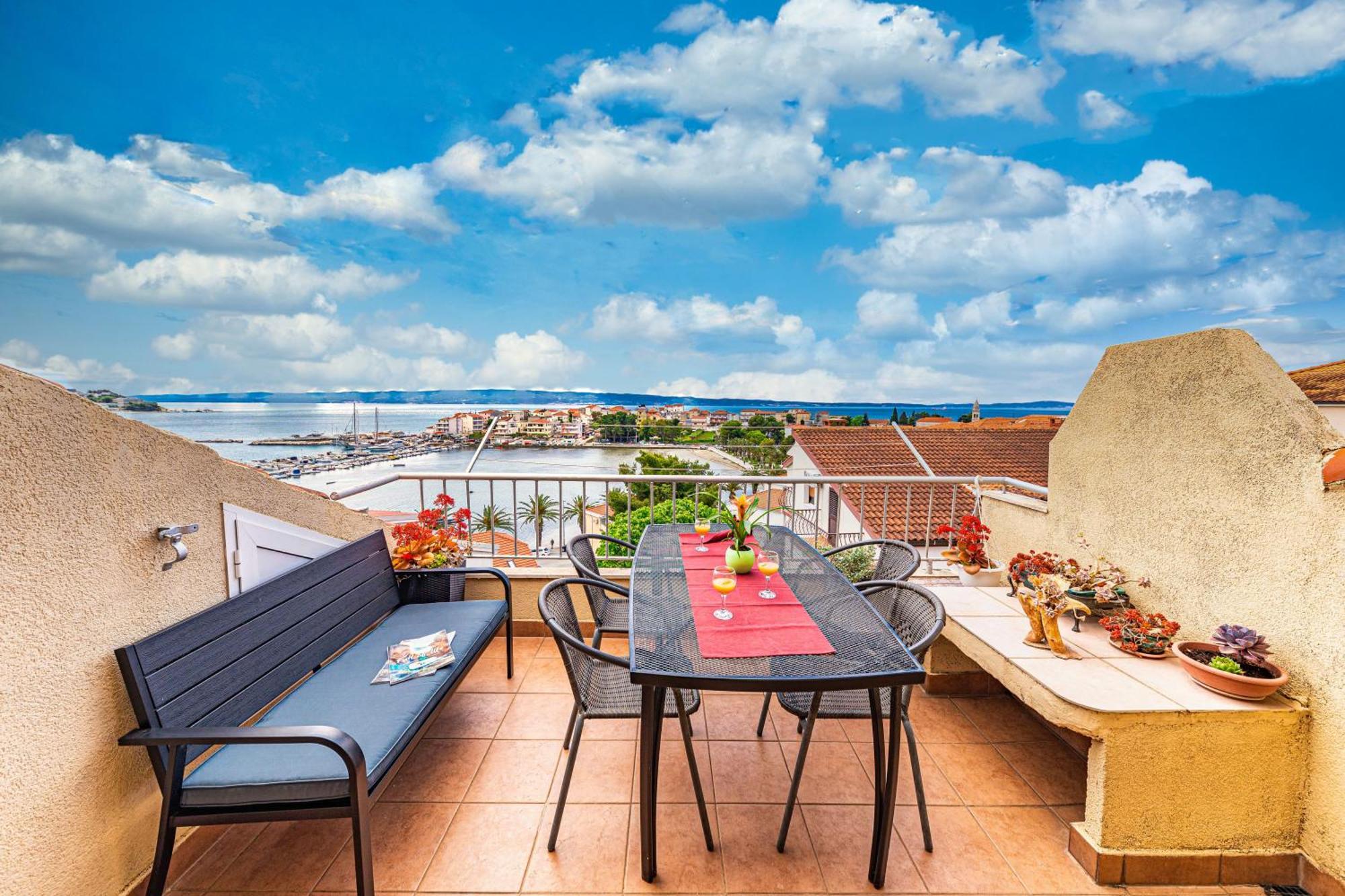 Apartments Iskra Стобрек Экстерьер фото