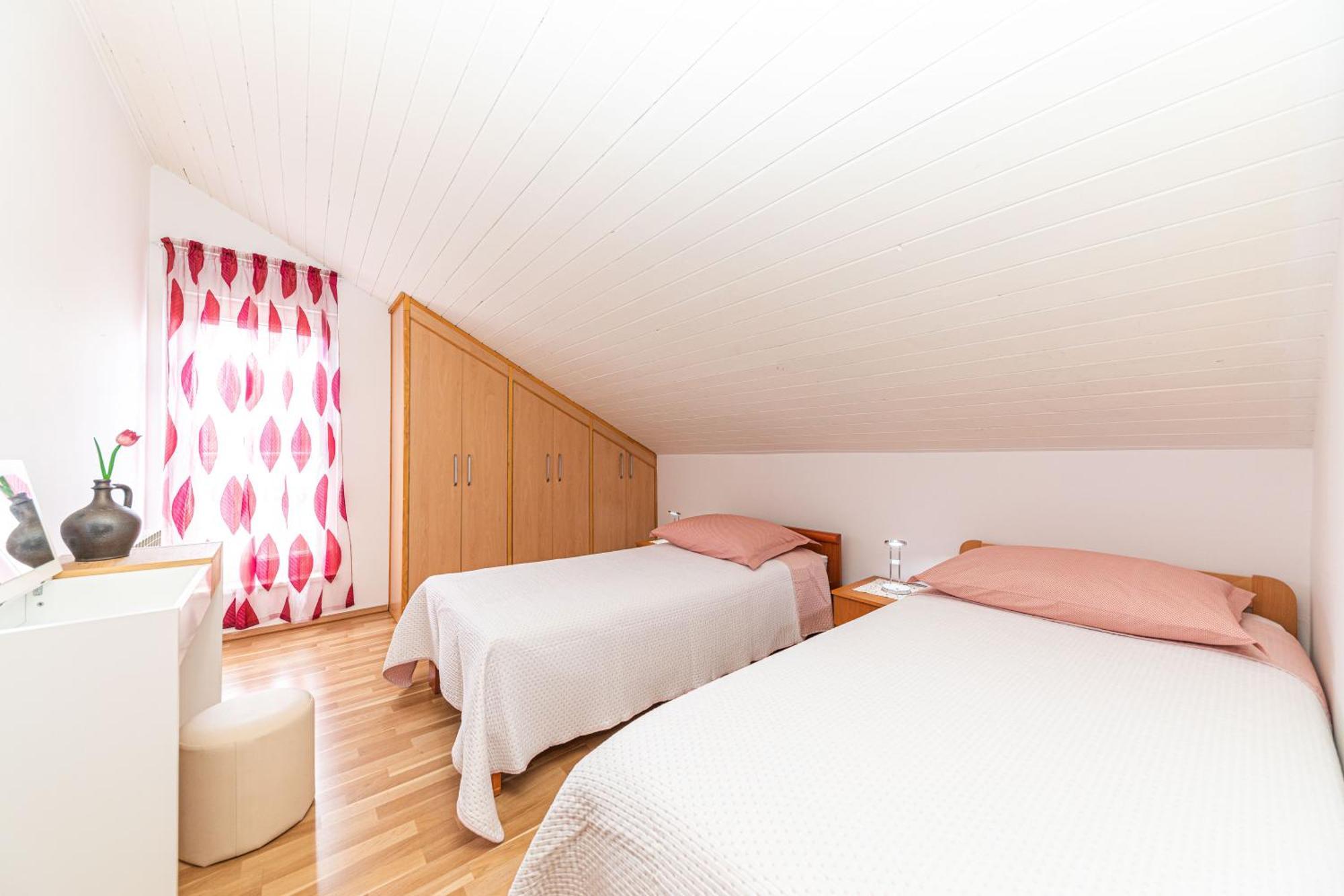 Apartments Iskra Стобрек Экстерьер фото